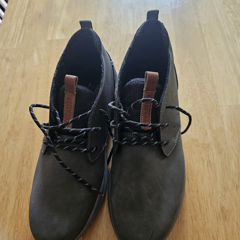 New Without Box Skechers Men's Casual Black Leather-Style Lace-Up Shoes